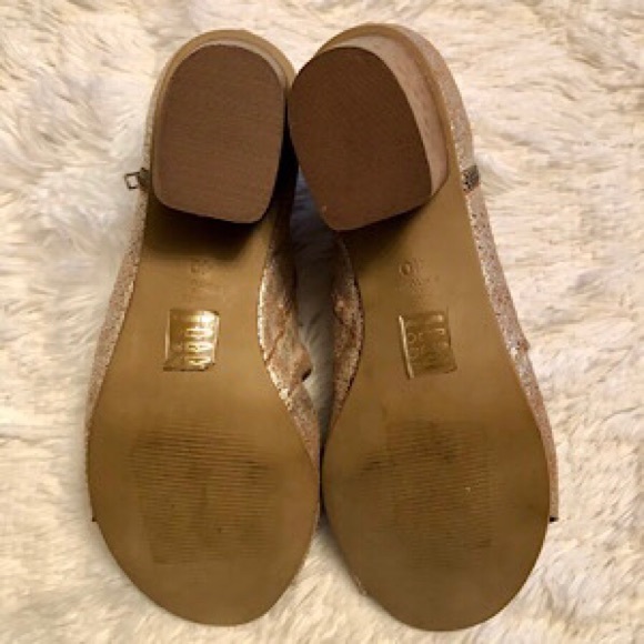 “NEW” Unity in Diversity Sage Sandal - Picture 11 of 11